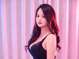 camgirl fingering shaved pussy EnyaLin