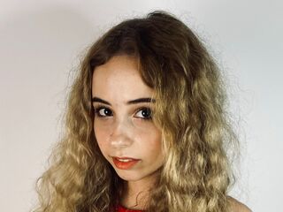 camgirl spreading pussy EugeniaGroomes