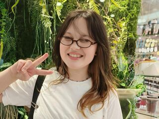 fingering cam girl FayLawley