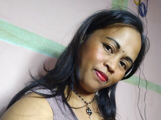 naked girl with webcam masturbating with dildo HaingoTsinjo