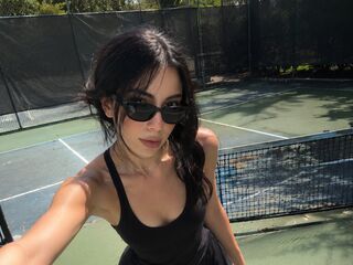 cam girl masturbating with dildo IrynnaBianchi