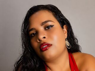 camgirl shaving pussy IsabelaGlow