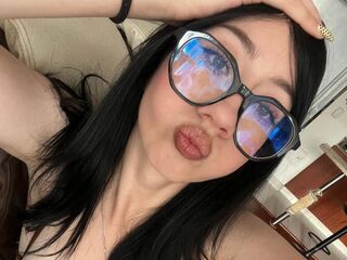 girl webcam IvvyStorm