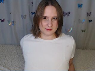 camgirl masturbating with vibrator JenyCaty