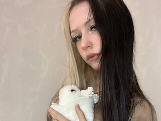 sex show online JessiaZahri