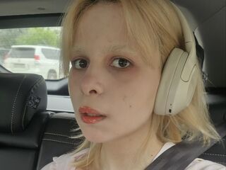 cam girl chatroom JillianOng