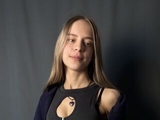 naughty camgirl JustinaBurrow