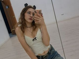 naked cam girl fingering pussy KarryLagerstedt