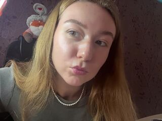 cam girl chatroom KayeEliasen