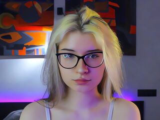 free hardcore sex webcam KiraSerene