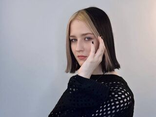 cam whore KitKimmons