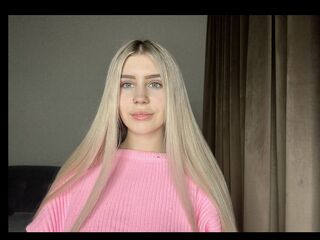 nude webcam girl KittyAurora