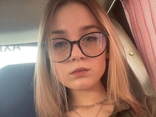 cam girl camsex KristenMooren