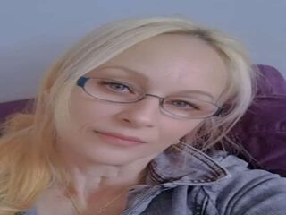 live video chat LadyAzura