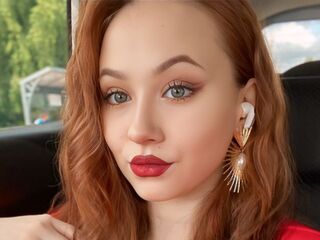 live porn cam LatiaEld