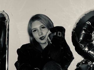 adult chatroom LatishaWolfenden