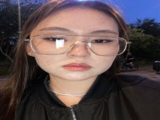 kinky cam picture LauriMoradel