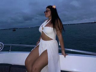 naughty camgirl fingering pussy LeilaCole