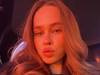 nude webcam girl LeoneTanton