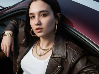 sex webcam LeraMednis