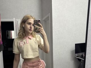 adult sex chat LilaMik