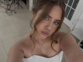beautiful webcam girl LilianVanarsdale