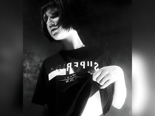 camgirl chatroom LilluMoon