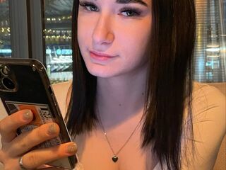 sexy webcam LilyGrows