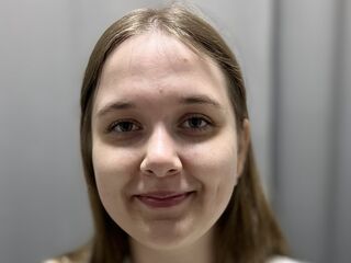 masturbating webcam girl LindaLeen