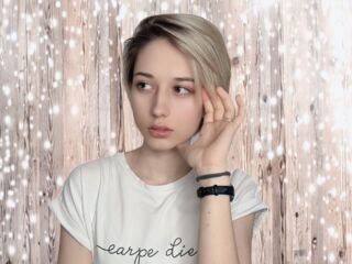 hot strip tease cam LinetteHackworth
