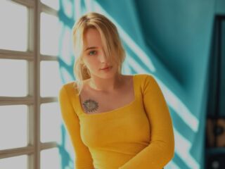 fingering girl webcam  LornaCatts