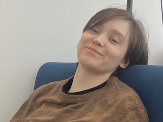 live webcam performer LorrettaHarvey