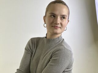 live chatroom LorrianePytko