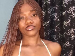 naked camgirl picture LunaVerona