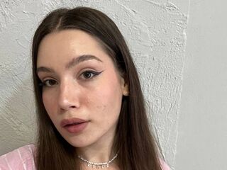 adult video chat room LynnLee