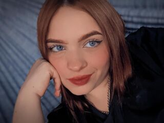 free live cam chat MaddiGrace