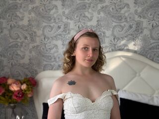 teaser cam MaryCharm