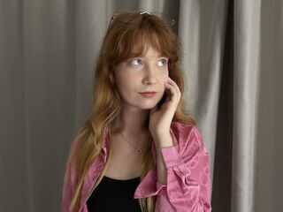 chatroom MaryellenQazi