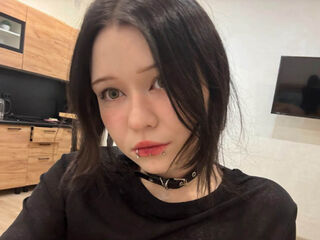 closeup web cam MiaMyaw