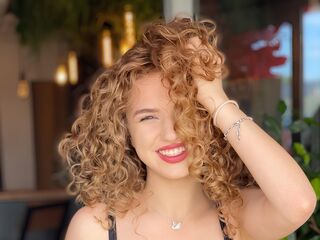 topless girl MiaPolanska