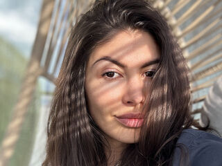 cam chat MiraNemesis