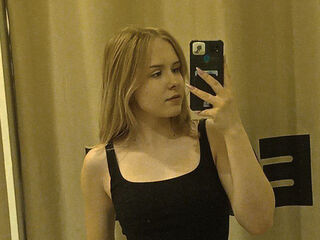 free nude live show MolliMcDaniel