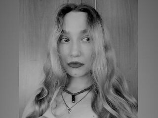 hot cam hooker MonikaGreens