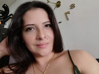 livesex camera MonserratDuncan
