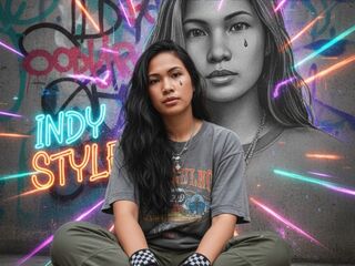 camslut naked NaomiTanashiri