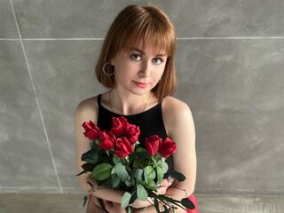 naked cam girl masturbating with sextoy NicoleWillse