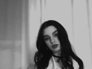 girl topless NildaMettling