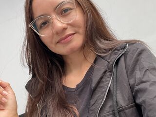 naughty cam girl NyssaraLasso