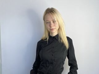 webcam strip tease show PhyllisBrancato