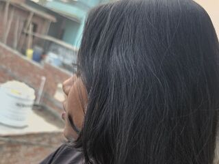 live teaser webcam PriyaSengar